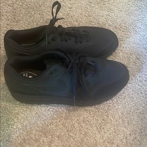 Nike Black Air Max